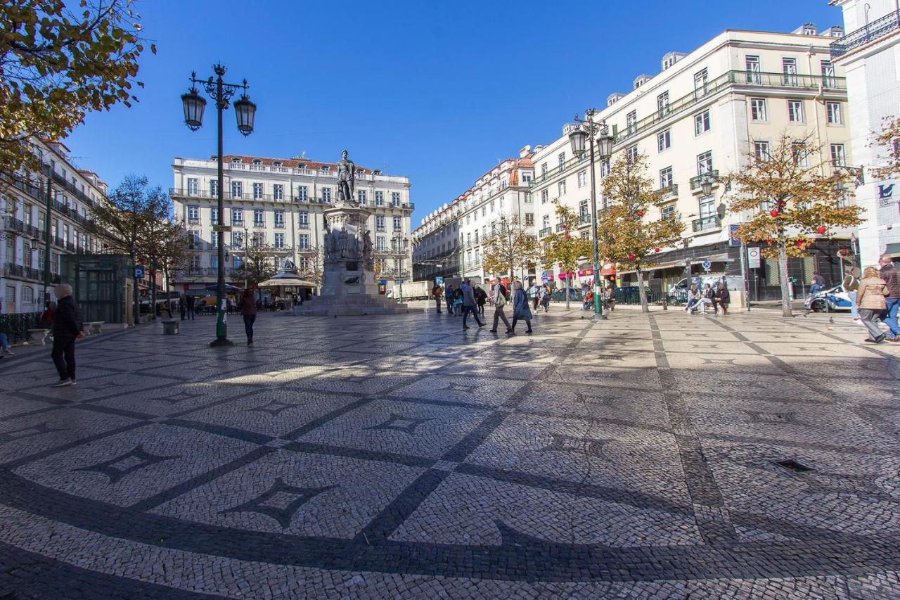 Апартаменты Bairro Alto Elegant By Homing Лиссабон Экстерьер фото